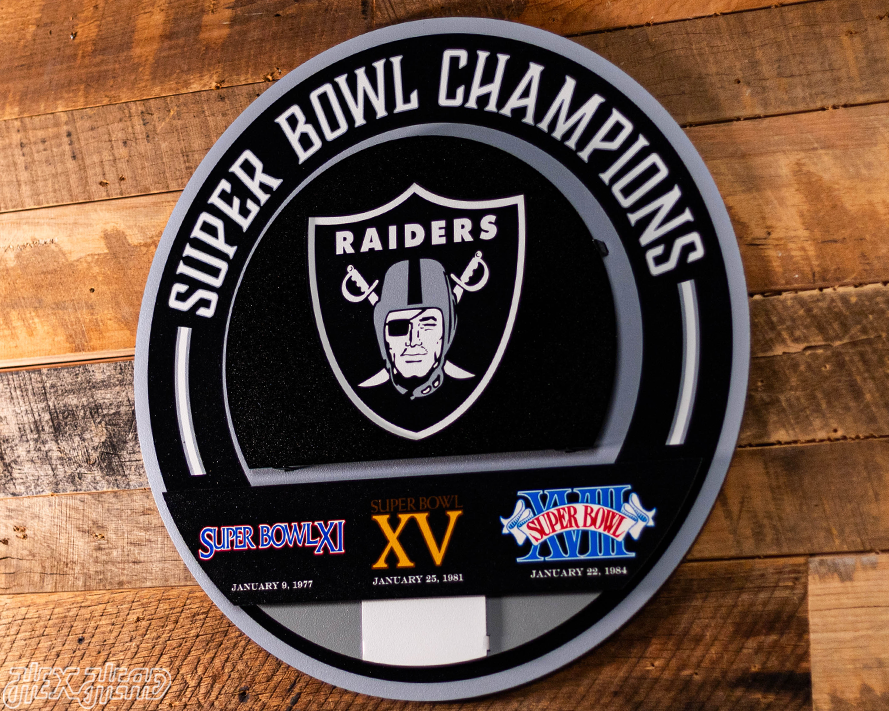 Las Vegas Raiders DYNASTY - Super Bowl Wins w/ Replaceable Icon Plate 3D Vintage Metal Wall Art