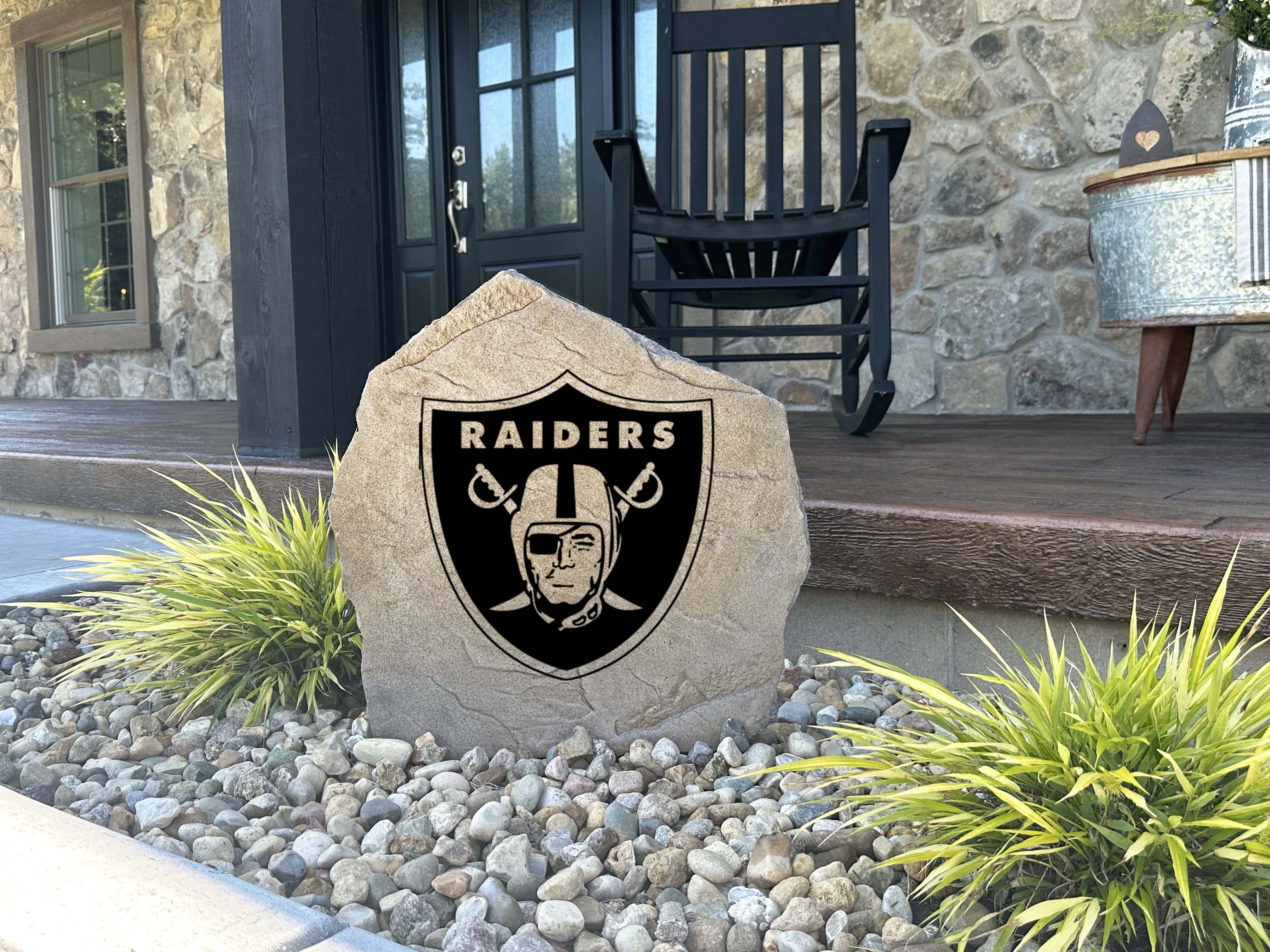 Las Vegas Raiders Design-A-Stone Landscape Art