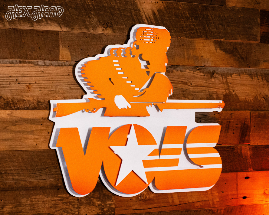 Tennessee Volunteers VOLS 1983 VAULT "Davy Crockett- Rifleman" 3D Vintage Metal Wall Art