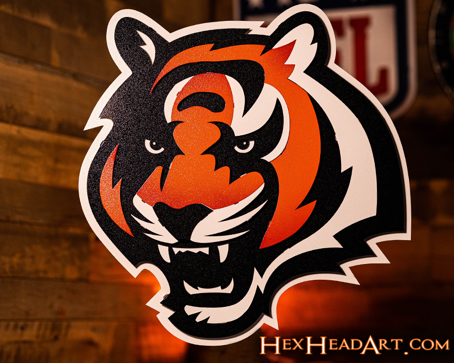 Cincinnati Bengals 'Tiger Mascot' 3D Vintage Metal Wall Art - Hex Head Art