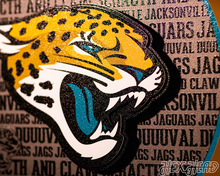Load image into Gallery viewer, CRAFT SERIES - Jacksonville Jaguars 3D Vintage Metal Wall Art
