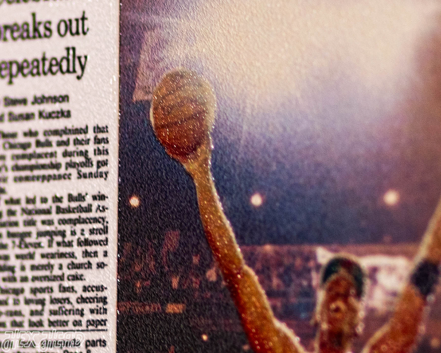 Chicago Tribune Bulls 1992 NBA FINALS Front Page - JUNE 15, 1992
