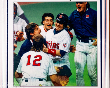 Star Tribune Minnesota Twins 1991 WORLD SERIES Front Page - OCT 28, 1991