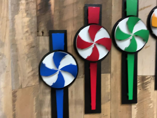White Sox Pin Wheels Set of SEVEN, 3D metal Art. – Hex Head Art
