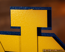 Load image into Gallery viewer, Notre Dame Fighting Irish Interlocking GOLD &quot;ND&quot; 3D Vintage Metal Wall Art
